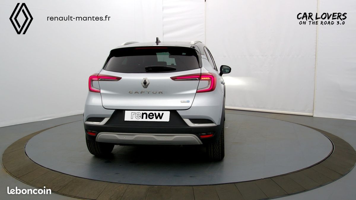 RENAULT Captur E-Tech Plug-in 160 Intens (image 4)