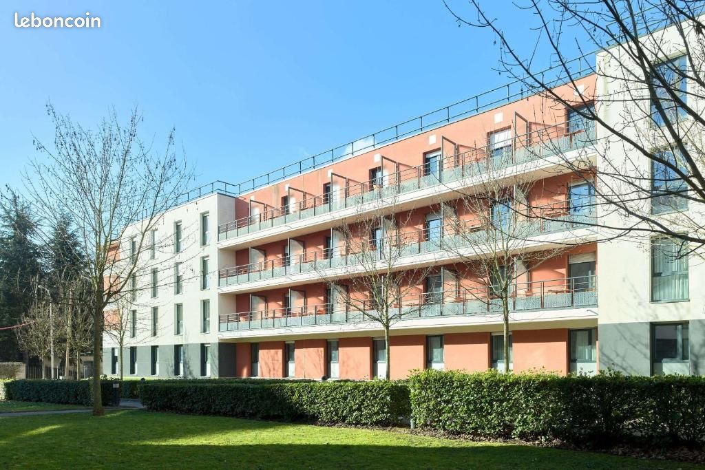 Appartement 3 pièces 47 m² · à Saint-Cyr-l'École · 47 m² · 124 800 €