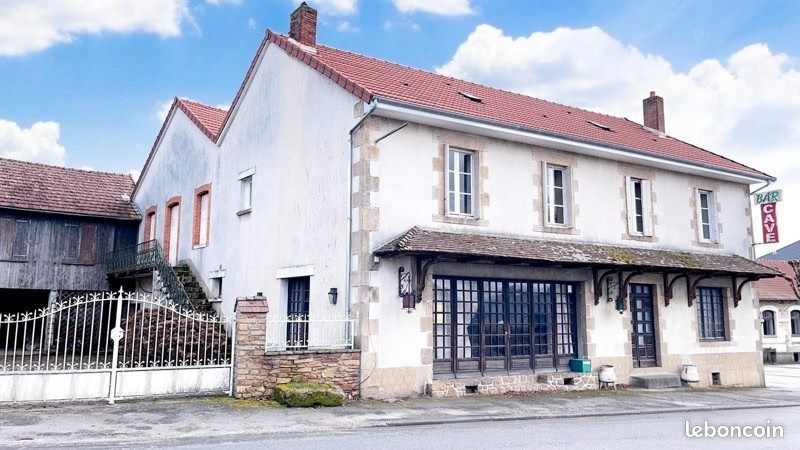 Maison 6 pièces 179 m² · à Séreilhac · 179 m² · 99 999 €