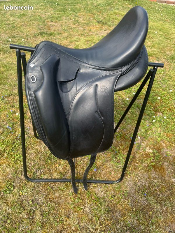 Selle dressage devoucoux Malika Lab (image 6)