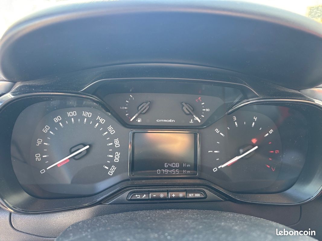 CITROEN C3 1.5 BLUE HDI 100 FEEL 100Ch Garantie 12 mois (image 15)