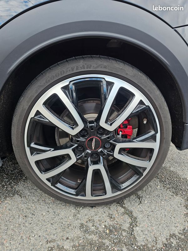 Mini Cooper JCW 231ch BVA8 John Cooper Works - Toit Ouvrant, HUD, Caméra (image 9)