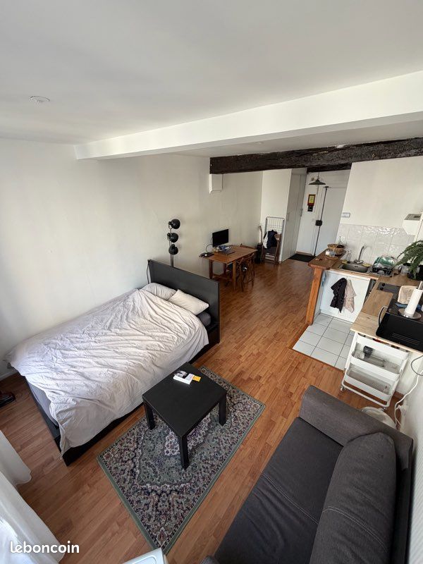 Appartement 3 pièces 28 m² · à Paris · 28 m² · 950 €