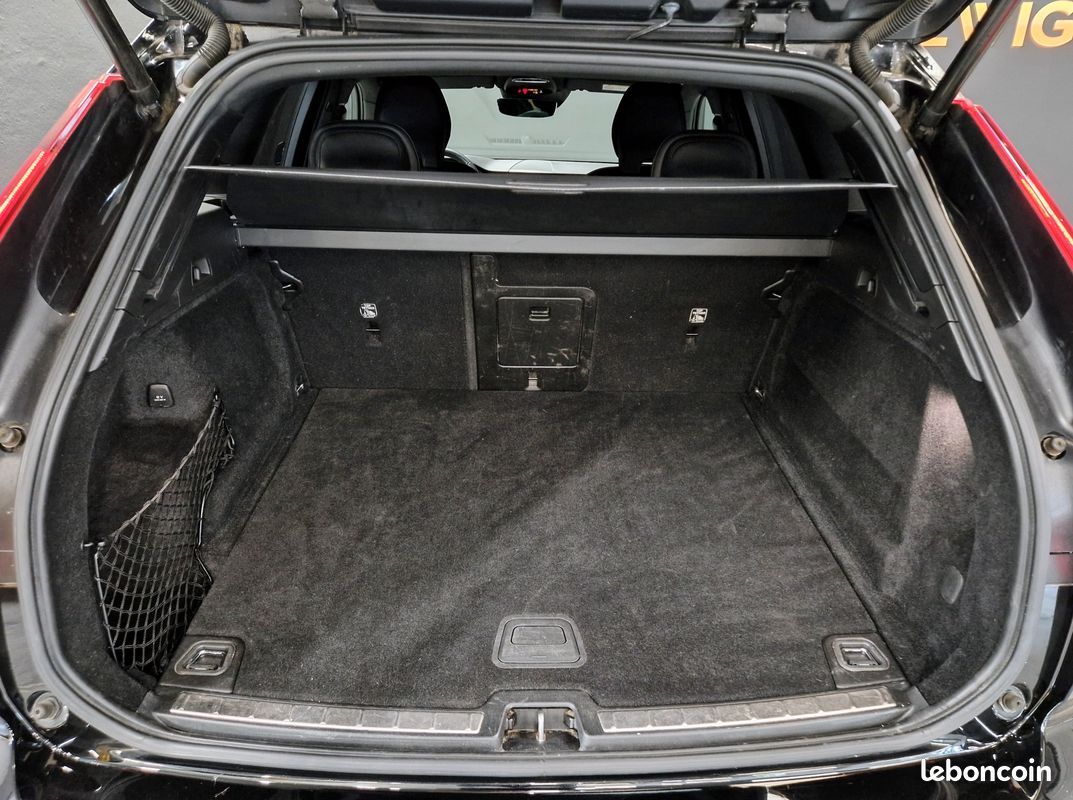 VOLVO XC60 B4 197CH R DESIGN GEARTRONIc (image 12)