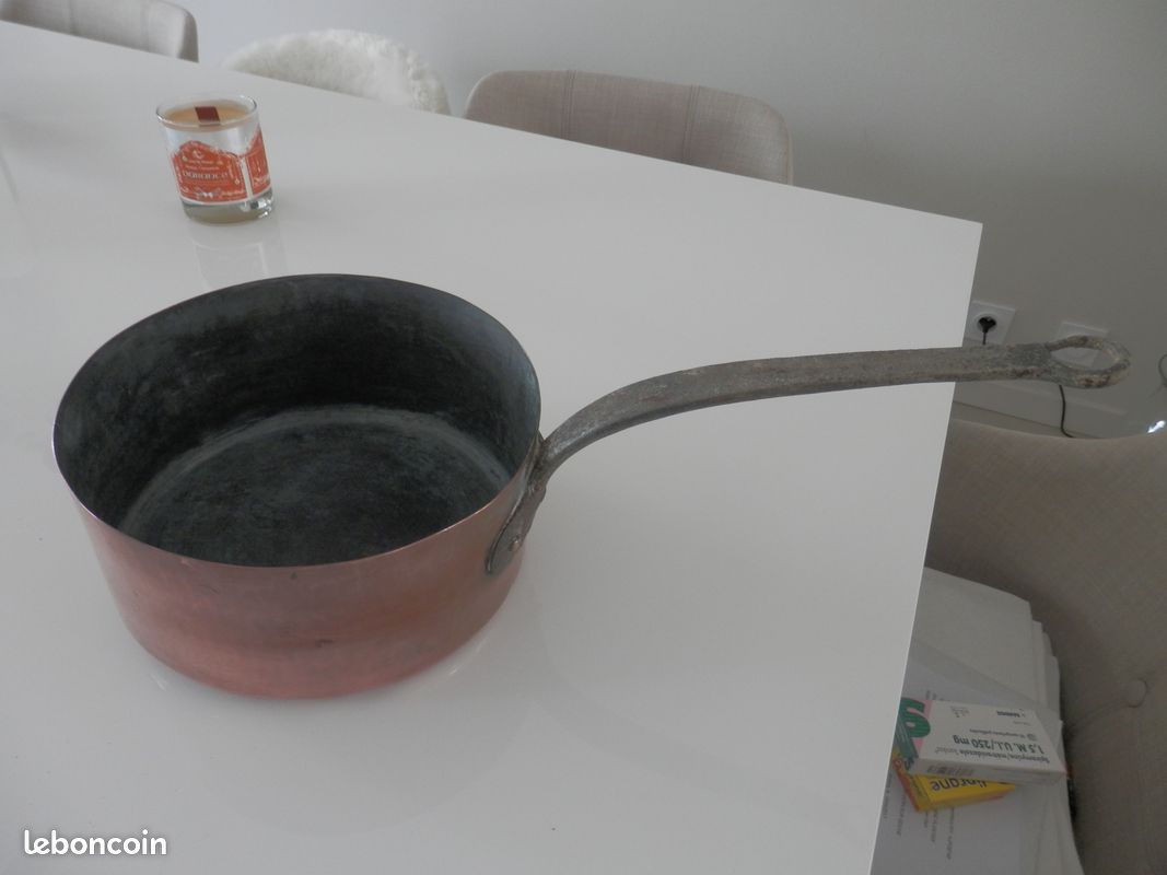Casserole en cuivre etamé (image 2)