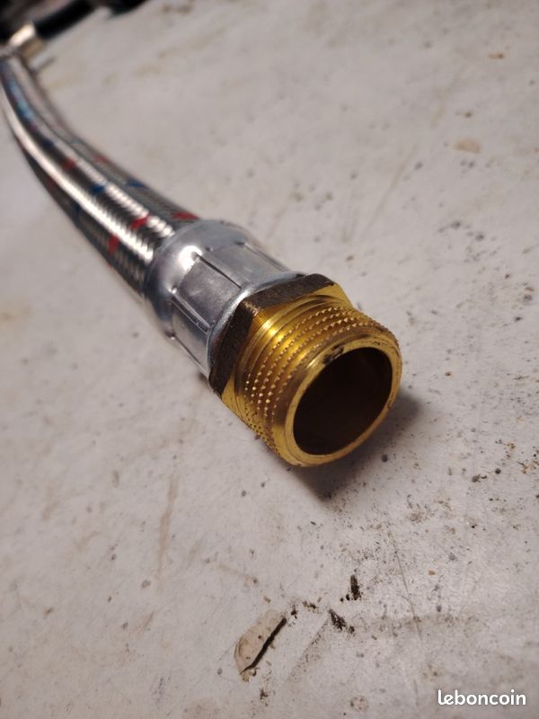 Tuyau blindé tresse flexible en acier inox longueur 0,5m DN25 pour surpresseurs (image 3)