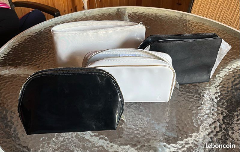 Pochette pour femme et homme (image 1)