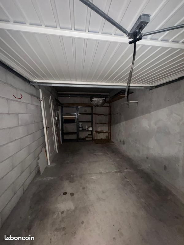 Parking 9 m² · à Montpellier · 9 m² · 100 €/mois