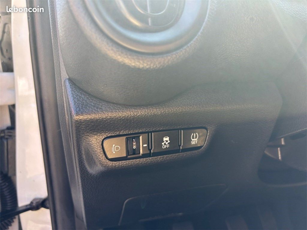 Kia Picanto III 1.0 DPI 67CH BVM5 Motion (image 25)