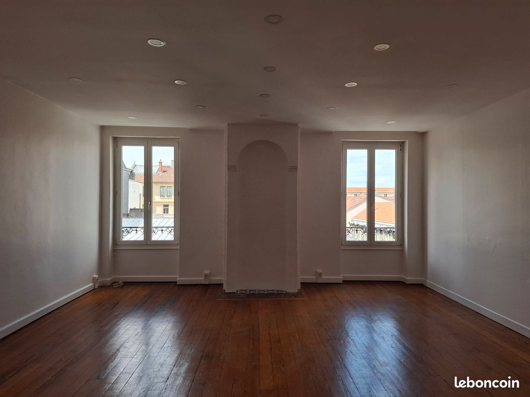 Appartement 4 pièces 149 m² · à Nancy · 149 m² · 1 250 €