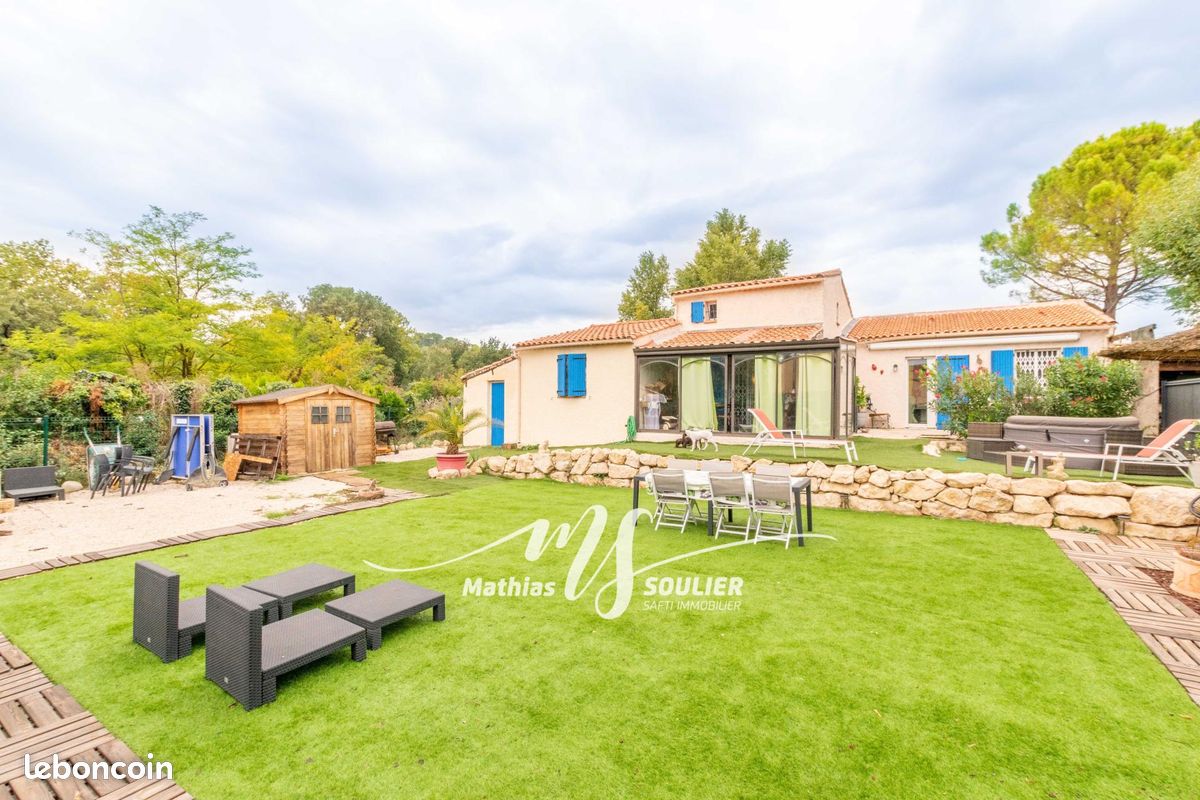 Maison 5 pièces 128 m² · à Aix-en-Provence · 128 m² · 580 000 €