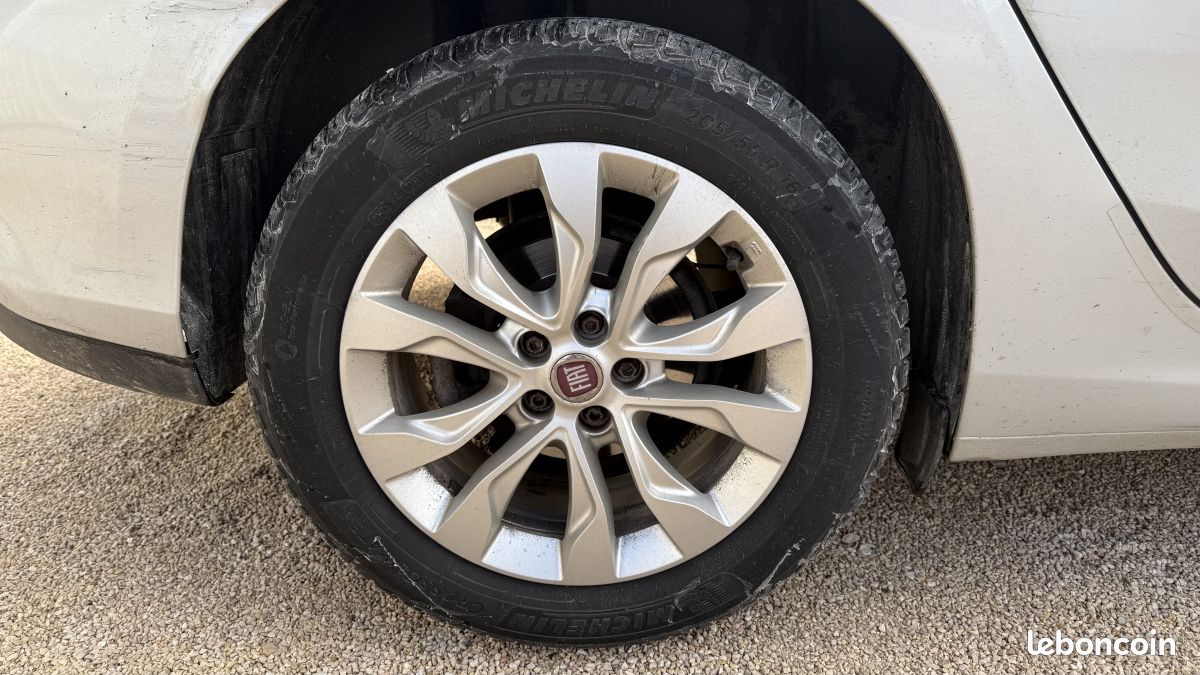 FIAT Tipo 1.6 MultiJet 120ch Easy S/S (image 20)