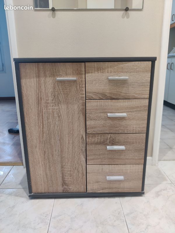 Petit meuble d'appoint (image 1)