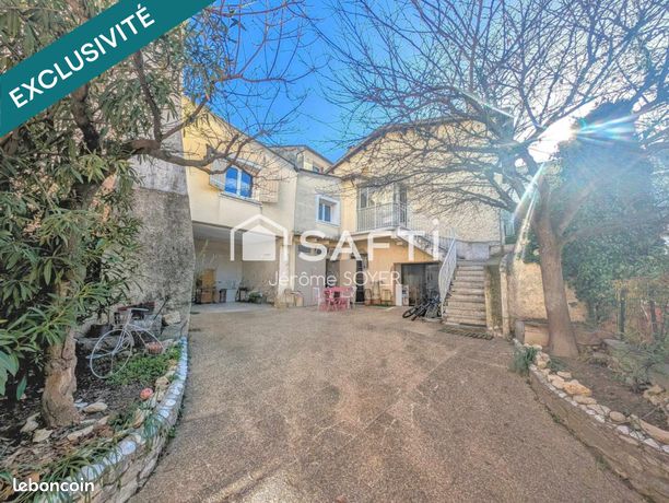 Maison 6 pièces 110 m²
