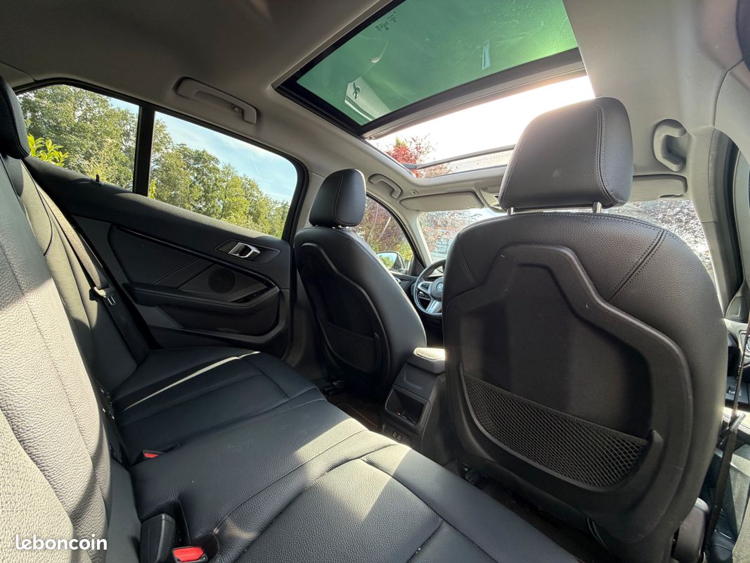 BMW Série 1 118i 1.5 i 12V DCT7 140 cv Lounge (image 11)
