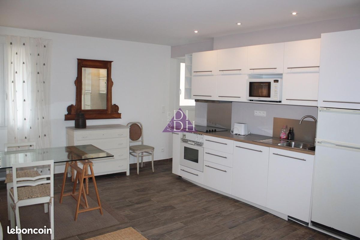 Appartement 3 pièces 56 m² · à Hyères · 56 m² · 870 €/mois