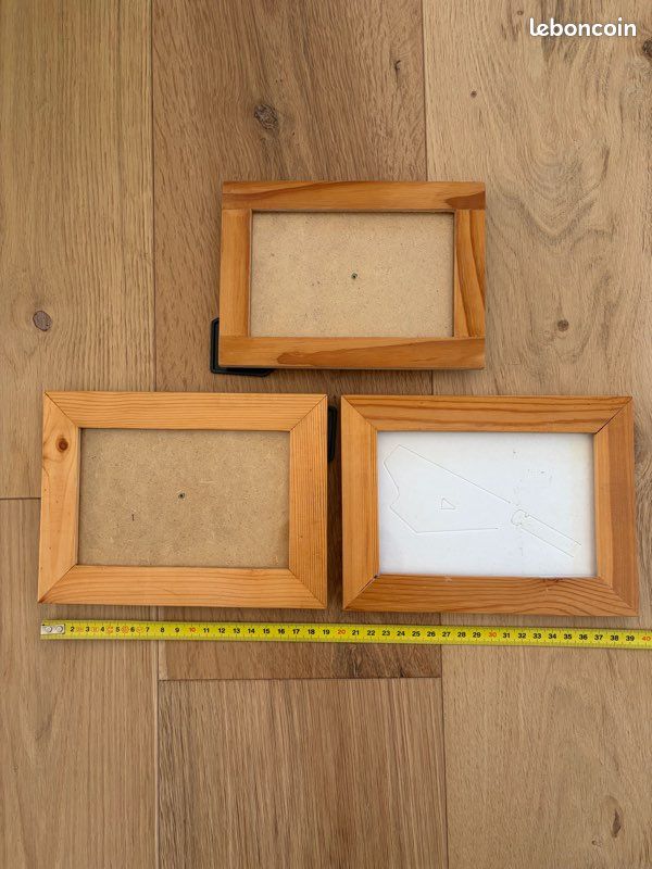 Ensemble De Cadres En Bois D'isolement Image stock - Image du bord