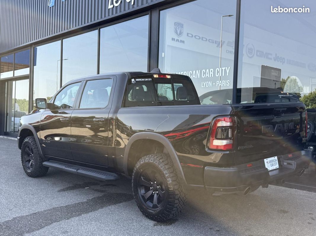 Dodge ram 1500 crew rebel night edition air (image 3)
