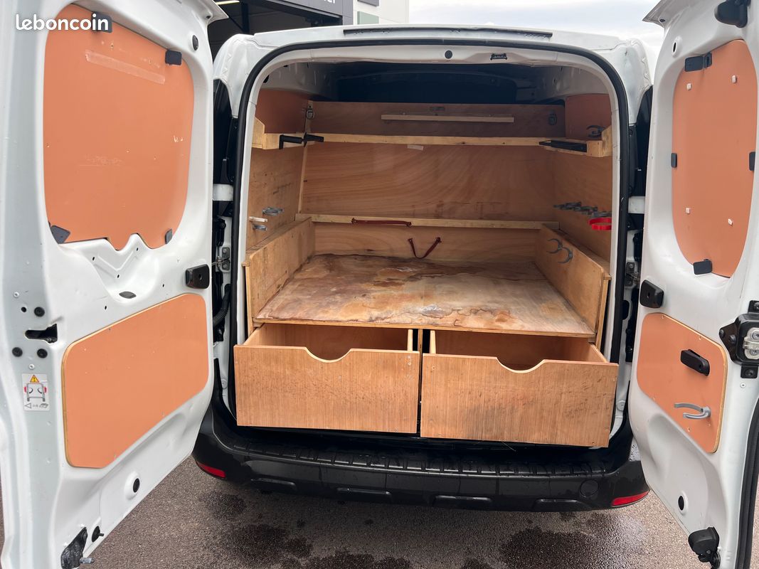 Renault express van 1.5 blue dci 75cv confort (image 4)
