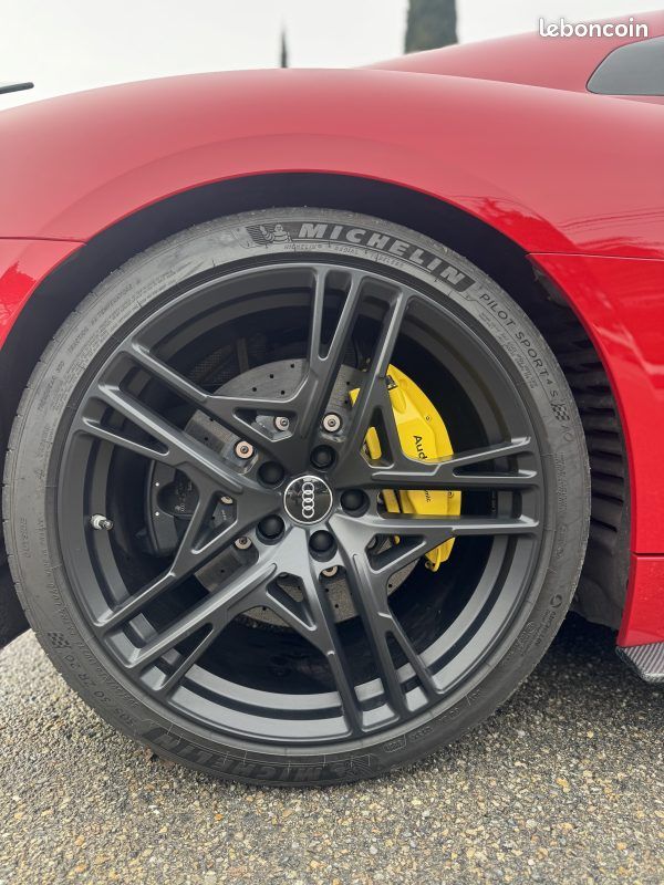 AUDI R8 V10 QUATTRO 540 / PACK SPORT / B&O / CARBONE / CERAMIC (image 25)