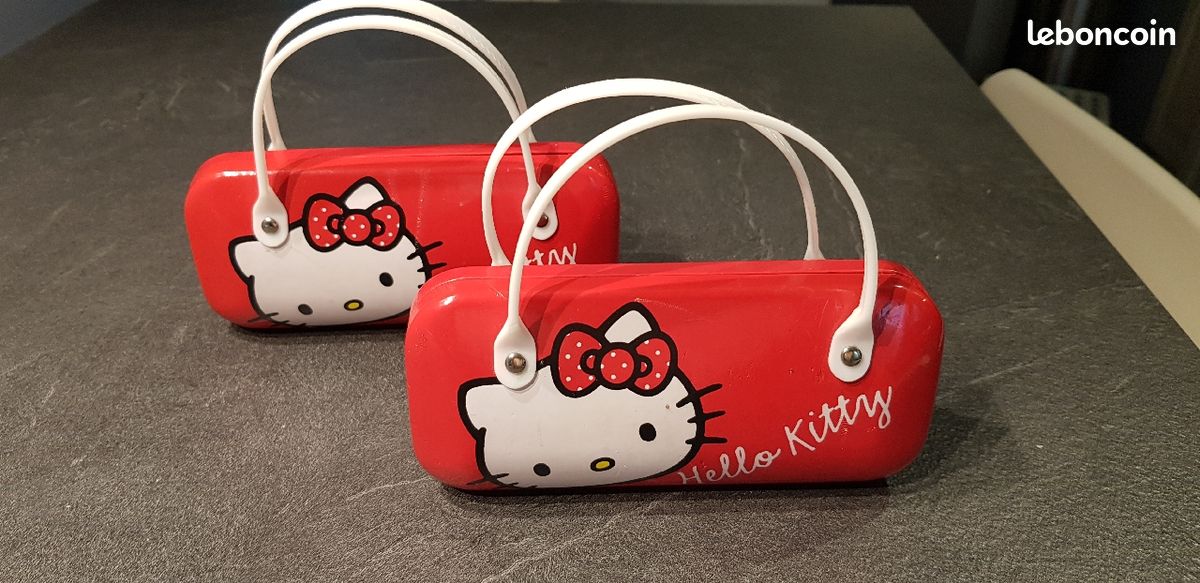 Boîtier lunettes petite fille Hello Kitty (image 1)