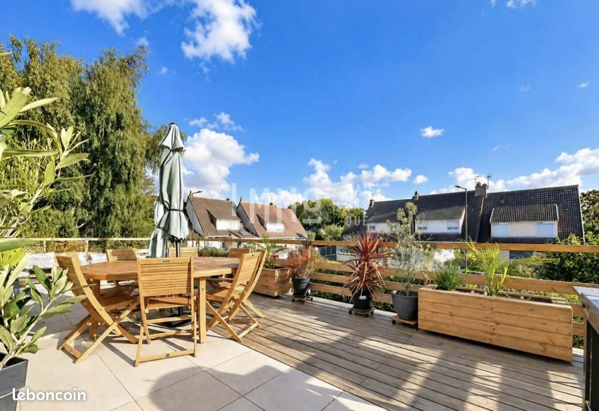 Maison 6 pièces 137 m² · à Bréhal · 137 m² · 395 000 €