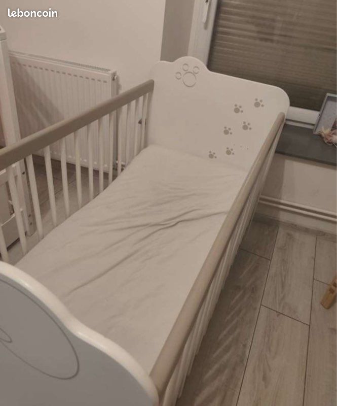 Lit bébé (image 1)