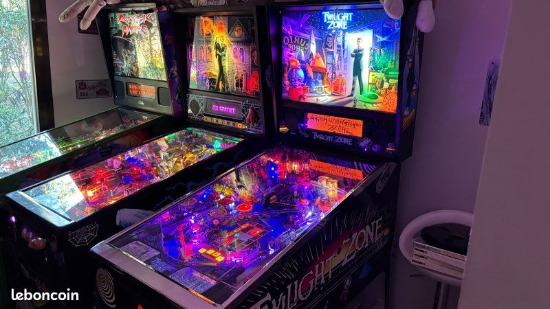 Flipper Twilight Zone - collector chrome (image 1)