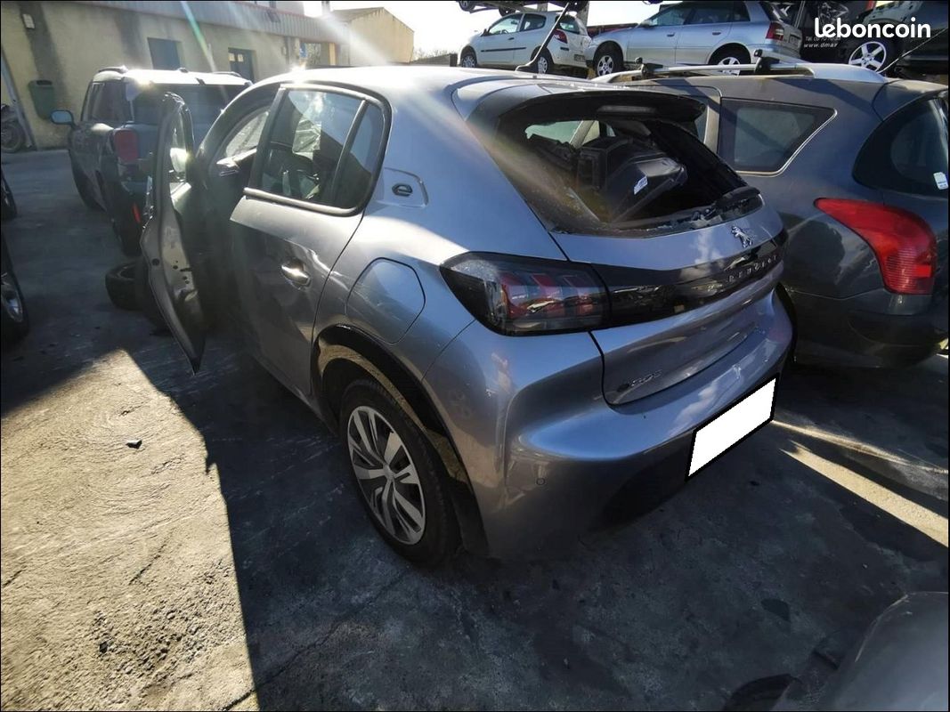 Peugeot 208 II pour pièces 951437 A (image 5)