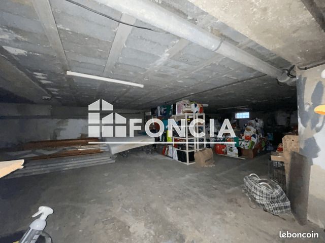 Parking 60 m² Toulon (image 2)