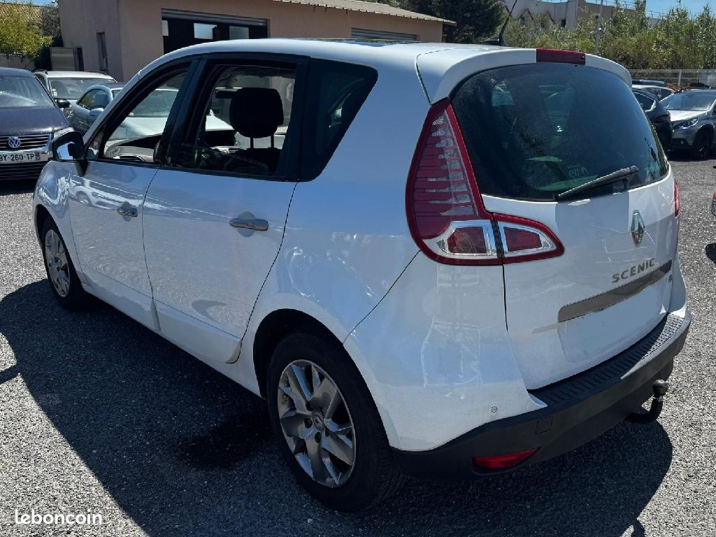 Renault Scénic III 1.6 dCi 130 CV eco2 15th GPS (image 6)