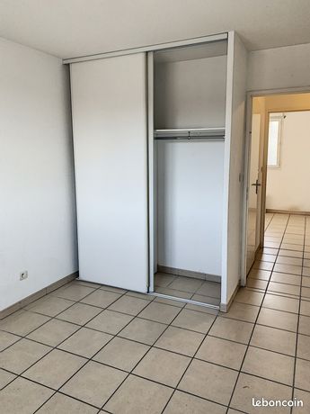 https://img.leboncoin.fr/api/v1/lbcpb1/images/6b/97/72/6b97721249fd873ca6cc0e1dfc20fc376c7d2ab4.jpg?rule=ad-image