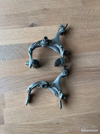 A4474200315 BREMBO Jeu de supports d'étriers de freins numéro OE