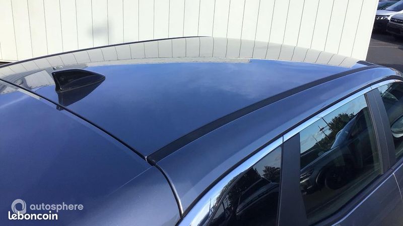 Renault Austral 1.2 E-Tech full hybrid 200ch Evolution - 25 (image 22)