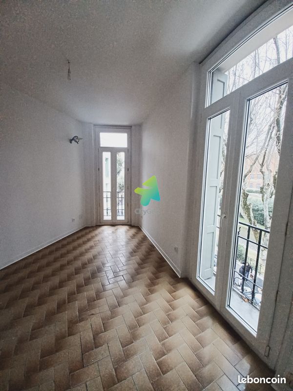 Studio 1 pièce 18 m² (image 2)