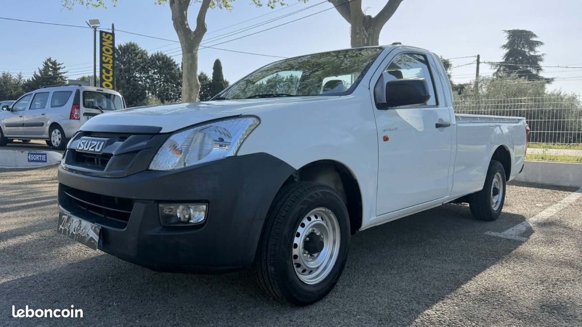 Isuzu D-max 2.5 Turbo Diesel163cv 4X2 Single Cab Pick-Up (image 5)