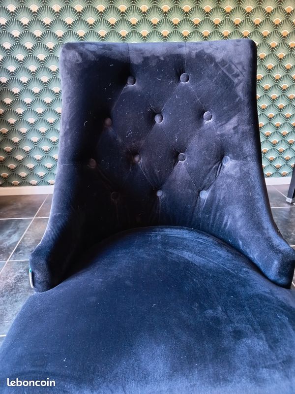 Vends lot de 4 chaises en velours noir (image 1)