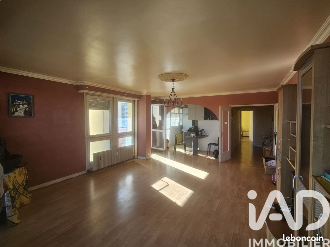 Appartement 2 pièces 65 m² · à Mulhouse · 65 m² · 73 000 €