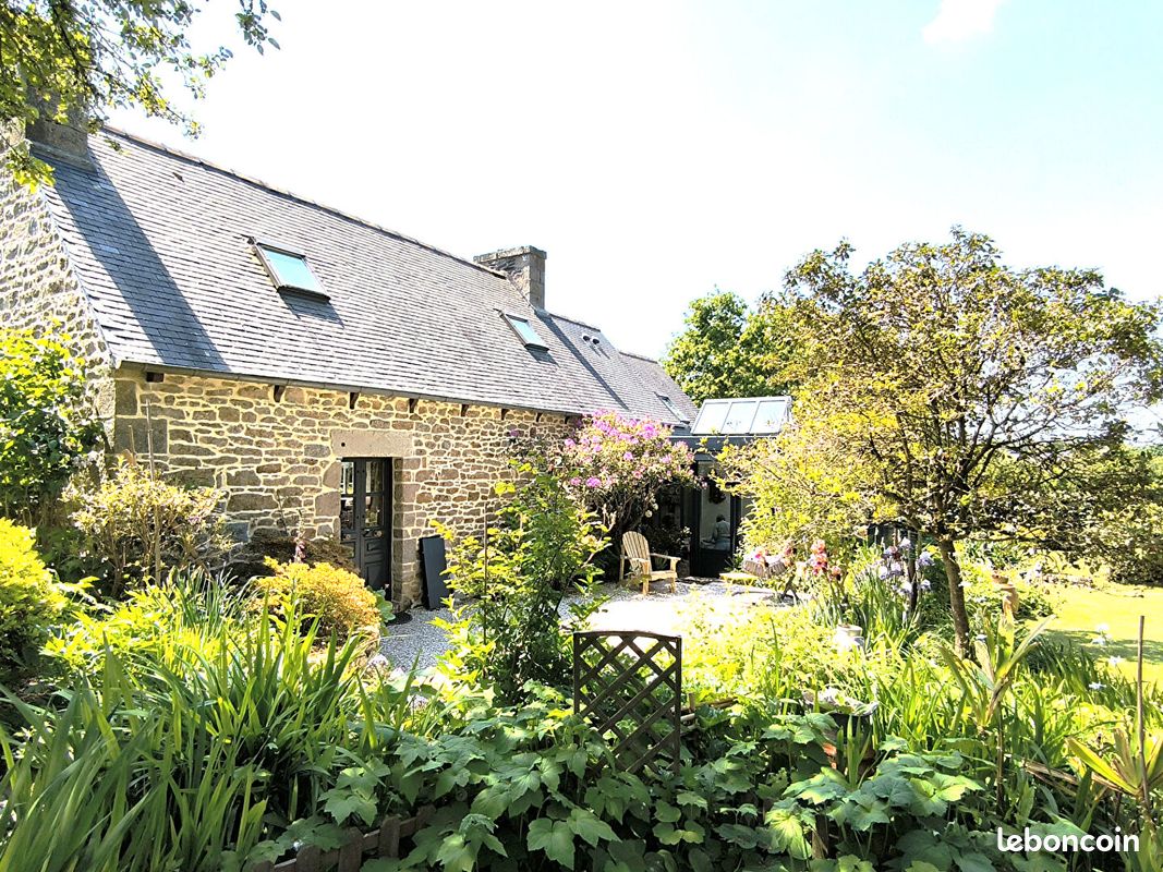 Maison 9 pièces 145 m² · à Trédrez-Locquémeau · 145 m² · 614 250 €
