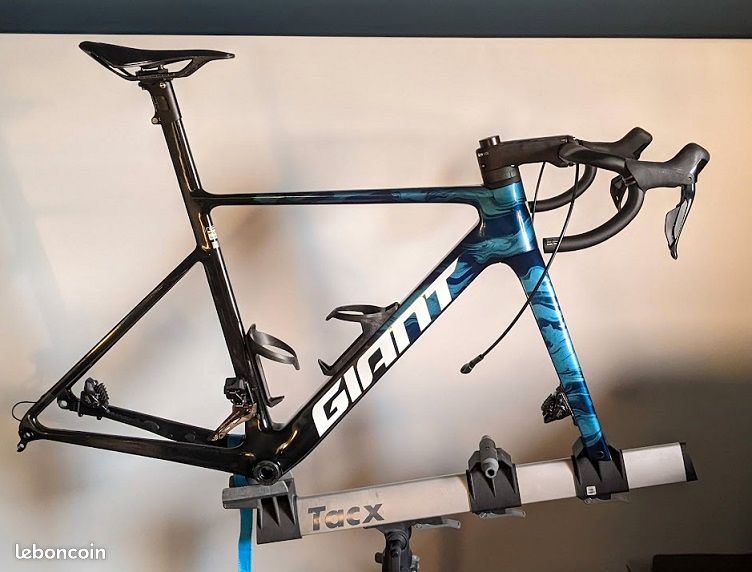 Kit cadre carbone Giant Propel ou vélo complet, route course