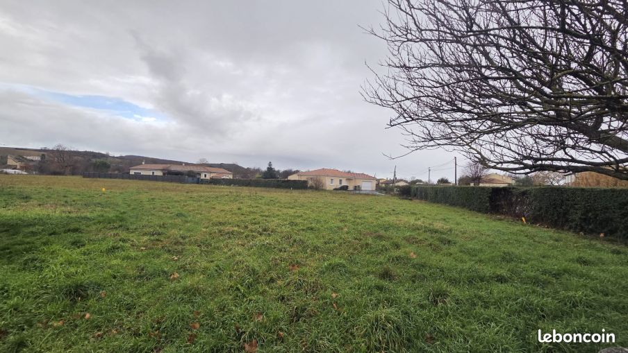 Terrain 920 m² · à Sémalens · 920 m² · 65 000 €