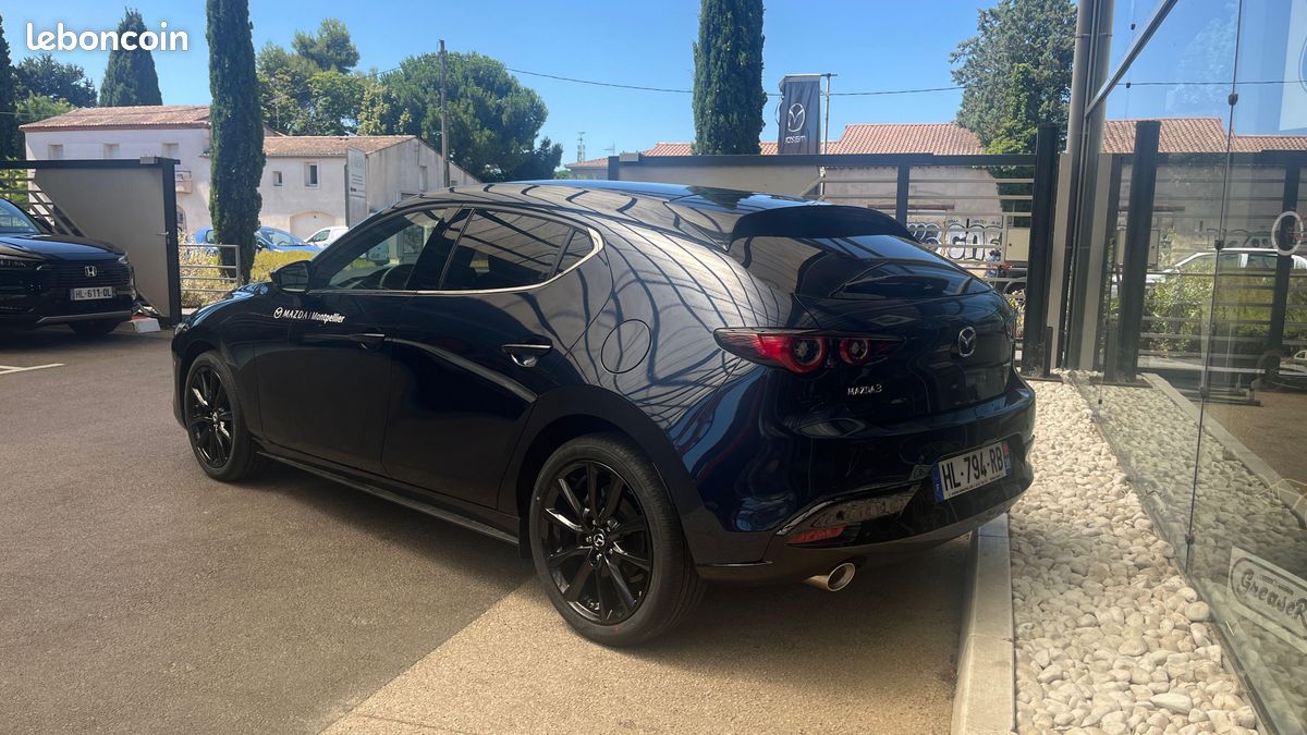 MAZDA Mazda3 5 portes 2.0L e-SKYACTIV-X M Hybrid 186 ch BVM6 Takumi (image 3)