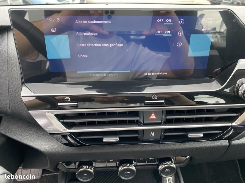 Citroen C4 Moteur électrique 136ch (100 kW) Live Pack Business Automatique (image 17)