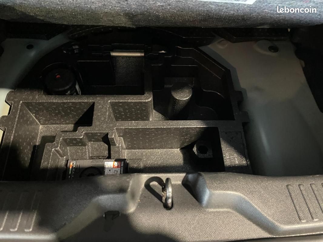 Citroën C3 Turbo 100 ch BVM6 Max (image 38)