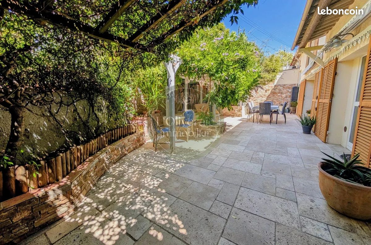 Maison 6 pièces 164 m² · à La Bouilladisse · 164 m² · 449 000 €