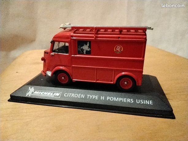 Lot De Miniatures Voitures Citroën HY Type H - Échelle 1/43 - Occasion