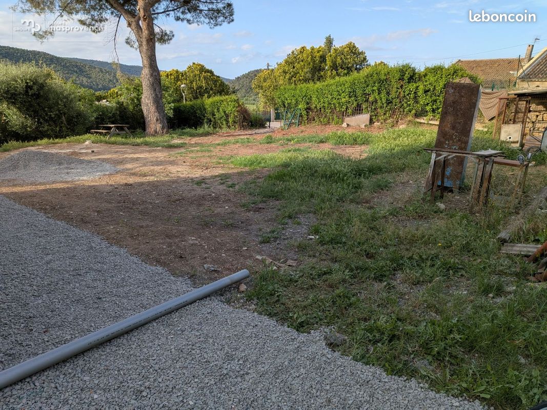 Terrain 318 m² · à Pierrefeu-du-Var · 149 000 €