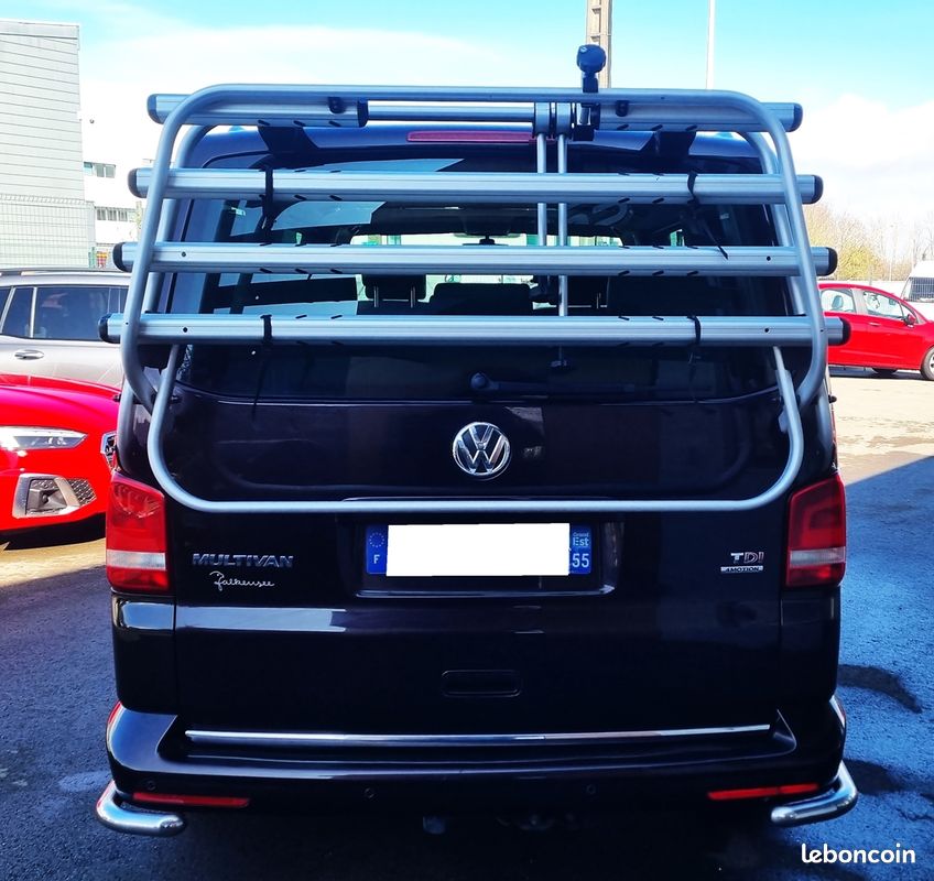 Volkswagen MULTIVAN T5 2.0 TDI 180CH HIGHLINE 4MOTION DSG7*MOTEUR NEUF*ATTELAGE*WEBASTO*7 PLACES (image 8)