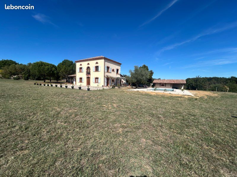 Maison 10 pièces 190 m² · à Boissède · 190 m² · 380 000 €