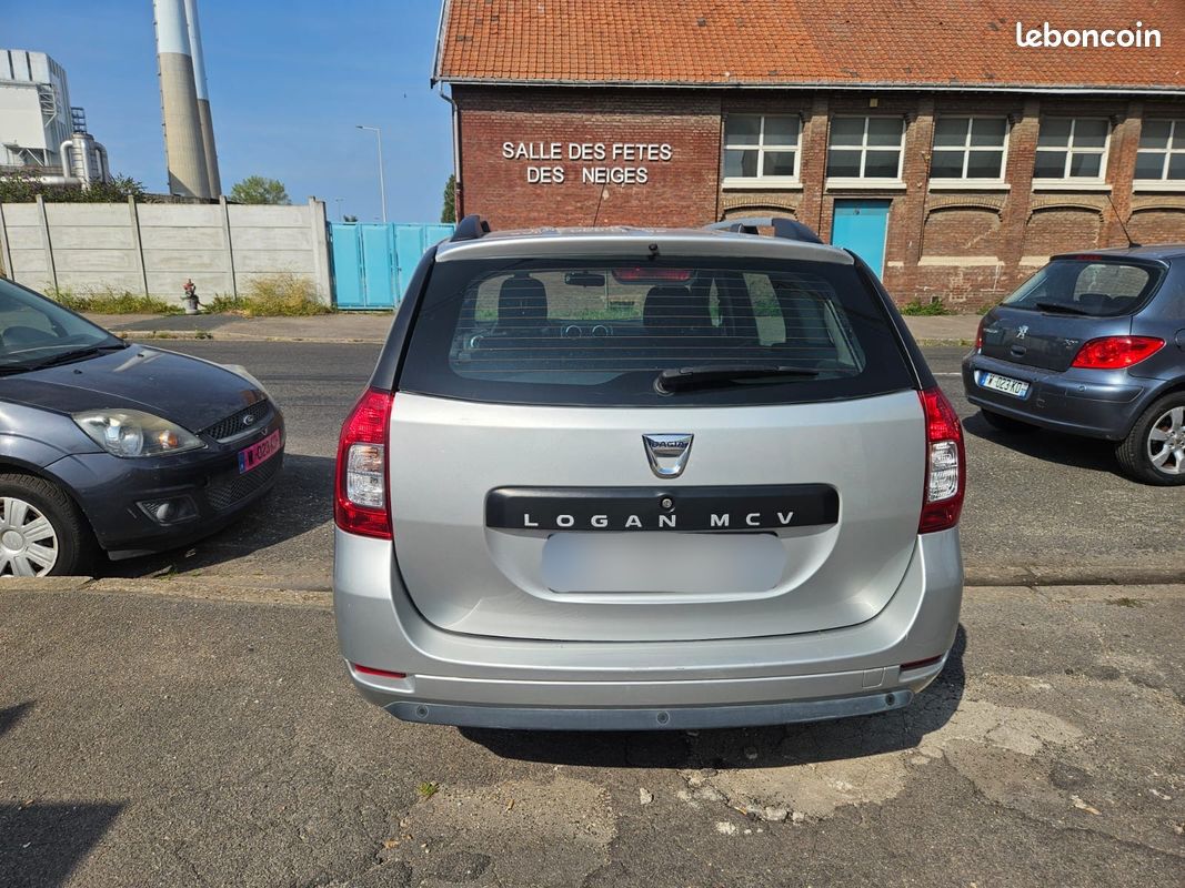 Dacia Logan 1.5 dci 75 cv année 05/2014 Premiere main (image 2)